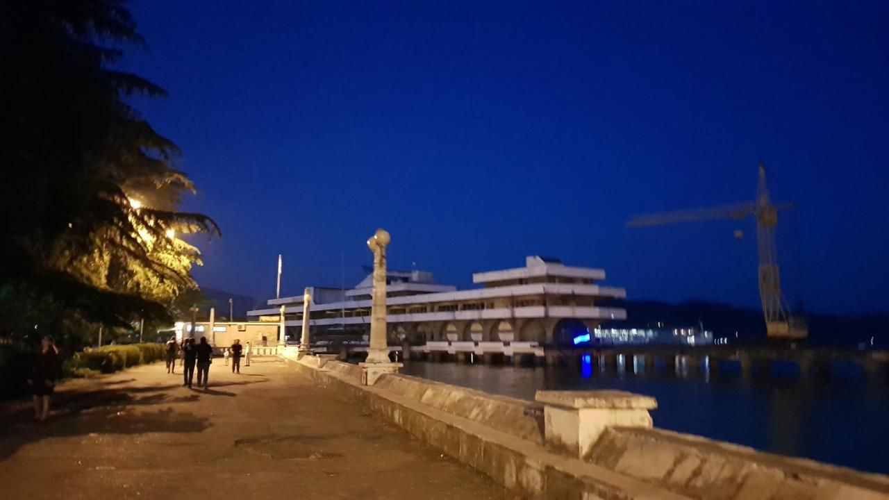 Апартаменты Люкс апартаменты центр Сухум